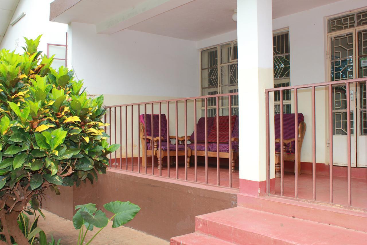 Hostel Hoff Moshi Luaran gambar